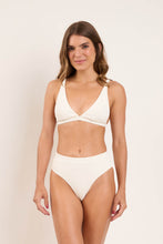 Charger l'image dans la galerie, Model Front: Rio De Sol Bas Bottom Sand-Chantilly Kora