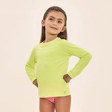 Charger l'image dans la galerie, Model Front: Uv Line T-Shirt Acqua Qr Code Amarelo Fluor Upf50+
