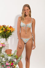 Charger l'image dans la galerie, Model Front: Rio De Sol Haut Top Tiny-Garden Mila