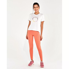 Charger l'image dans la galerie, Model Front: Alto Giro Fitness Haut T-Shirt Radiosa Love Is Off White