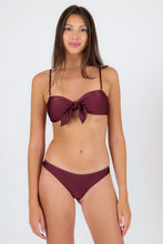Charger l'image dans la galerie, Model Front: Rio De Sol Bas Bottom Barolo Essential