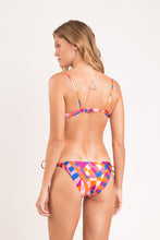 Charger l'image dans la galerie, Model Back: Rio De Sol Haut Top Funny Balconet-Tie
