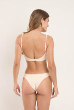 Charger l'image dans la galerie, Model Back: Rio De Sol Bas Bottom Touch-Natural Essential