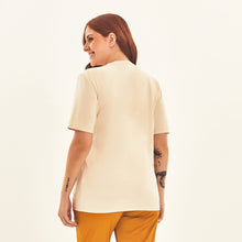 Charger l'image dans la galerie, Model Back: Uv Line Fitness Haut T-Shirt Solar Off White Upf50+