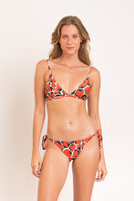 Charger l'image dans la galerie, Model Front: Rio De Sol Ensemble Set Amore-Red Tri-Fixo Ibiza-Comfy