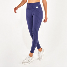 Charger l'image dans la galerie, Model Front: Alto Giro Fitness Bas Legging Circuit Blackout Cinza Graystone