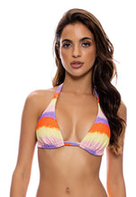 Charger l'image dans la galerie, Model Front: Luli Fama Haut Top Full Miami Sunsets
