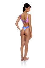 Charger l'image dans la galerie, Model Back: Luli Fama Haut Top Strappy Blue Pink