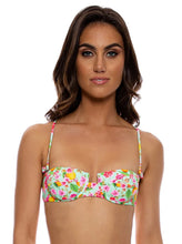 Charger l'image dans la galerie, Model Front: Luli Fama Haut Top Sweetheart Limoncello