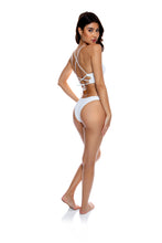 Charger l'image dans la galerie, Model Back: Luli Fama Haut Top Underwired White