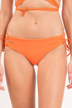 Charger l'image dans la galerie, Gallery: Rio De Sol Bas Bottom Dende Madrid