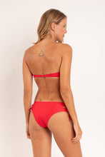 Charger l'image dans la galerie, Model Back: Rio De Sol Bas Bottom Microfibra-Chic-Red Madrid