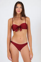 Charger l'image dans la galerie, Model Front: Rio De Sol Bas Bottom Shimmer-Divino Essential