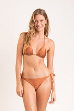 Charger l'image dans la galerie, Model Front: Rio De Sol Ensemble Set Nocciola Tri-Inv Ibiza