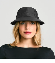 Charger l'image dans la galerie, Model Front: Uv Line Casquette Visor Nice Fem Black Upf50+
