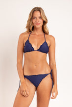 Charger l'image dans la galerie, Model Front: Rio De Sol Haut Top Touch-Marinho Frufru
