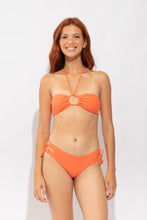 Charger l'image dans la galerie, Model Front: Rio De Sol Bas Bottom Tribu-Flow Madrid

