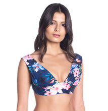 Charger l'image dans la galerie, Model Front: Saha Haut Top Sierra Floral Night
