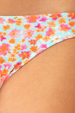 Charger l'image dans la galerie, Model Back: Rio De Sol Bas Bottom Ditsy-Sky Essential-Comfy
