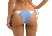 Charger l'image dans la galerie, Model Back: Rio De Sol Bas Bottom Garoa White Tri
