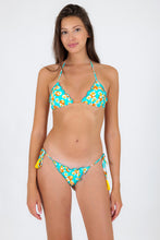 Charger l'image dans la galerie, Model Front: Rio De Sol Haut Top Dubai Frufru
