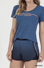 Charger l'image dans la galerie, Model Front: Alto Giro Fitness Haut Top Fit Rajado
