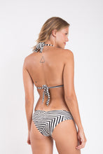 Charger l'image dans la galerie, Model Back: Rio De Sol Haut Top Collage Mel
