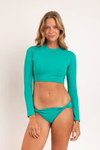 Charger l'image dans la galerie, Model Front: Wednesday In Hawaii By Rio De Sol Haut Top Valley Reef
