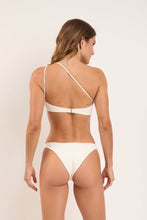 Charger l'image dans la galerie, Model Back: Rio De Sol Bas Bottom Sand-Chantilly Leblon
