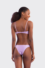 Charger l'image dans la galerie, Model Back: Rio De Sol Ensemble Set Shimmer-Harmonia Bandeau-Joy Essential

