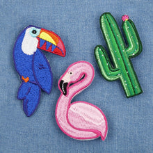 Charger l'image dans la galerie, Image 03: Sunnylife Games/Activities Badges Tropical
