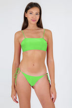 Charger l'image dans la galerie, Model Front: Rio De Sol Ensemble Set Lemon Bandeau-Reto Ibiza-Comfy

