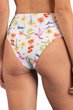 Charger l'image dans la galerie, Image 08: Rio De Sol Bas Bottom Countryside Hotpants
