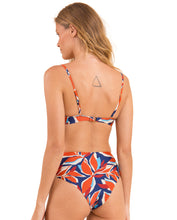 Charger l'image dans la galerie, Image 07: Rio De Sol Ensemble Set Leaves Bandeau-Joy Hotpants
