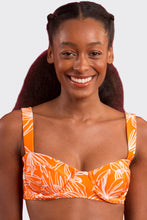 Charger l'image dans la galerie, Gallery: Rio De Sol Haut Top Trail-Orange Amelia
