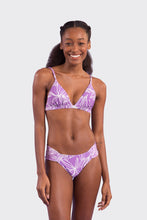 Charger l'image dans la galerie, Model Front: Rio De Sol Ensemble Set Trail-Purple Tri-Fixo Baobi-Cheeky
