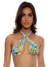 Charger l'image dans la galerie, Model Front: Luli Fama Haut Top Cross Diamond Amalfi
