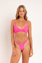 Charger l'image dans la galerie, Model Front: Rio De Sol Bas Bottom Mtx-Ultrapink Kiara
