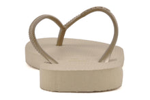 Charger l'image dans la galerie, Product Back: Havaianas Tongs Slim Sand Grey/Light Golden
