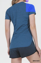 Charger l'image dans la galerie, Model Back: Alto Giro Fitness Haut Top Fit Rajado
