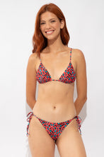 Charger l'image dans la galerie, Model Front: Rio De Sol Bas Bottom Coral-Feline Ibiza-Comfy
