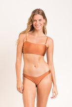 Charger l'image dans la galerie, Model Front: Rio De Sol Haut Top Nocciola Bandeau-Reto
