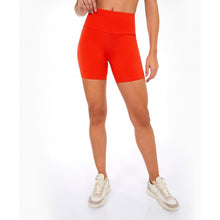 Charger l&#39;image dans la galerie, Model Front: Alto Giro Fitness Bas Bermuda Supplex Fusao Laranja Fast
