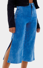 Charger l&#39;image dans la galerie, Model Front: Alto Giro Fitness Bas Calca Viana Panta Court
