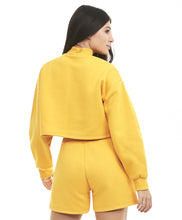 Charger l&#39;image dans la galerie, Model Back: Alto Giro Fitness Haut Cropped M3Cbs Gola Alta Amarelo Amber
