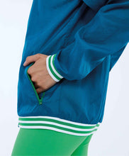 Charger l&#39;image dans la galerie, Image 04: Alto Giro Fitness Haut Jaqueta Aerofit Bomber Com Punhos Verde Deep Lagon
