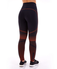 Charger l&#39;image dans la galerie, Model Back: Alto Giro Fitness Bas Legging Bodytex Ii Com Degrade Preto
