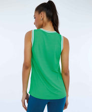Charger l&#39;image dans la galerie, Model Back: Alto Giro Fitness Haut Regata Nylon Dry Alongada Verde Classic
