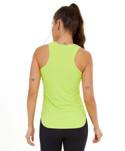 Charger l&#39;image dans la galerie, Model Back: Alto Giro Fitness Haut Regata Skin Fit Alongada Gola V Verde Acidlime
