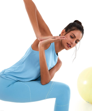 Charger l&#39;image dans la galerie, Image 03: Alto Giro Fitness Haut Regata Skin Fit Regulagem Na Barra Azul Heron
